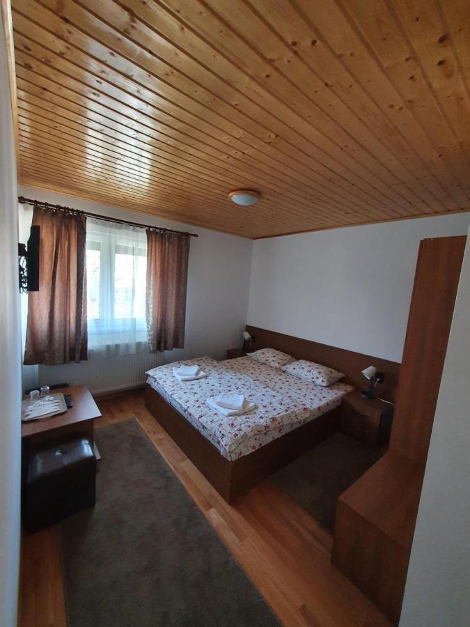 Casa Miruna & Noris Бран Екстериор снимка